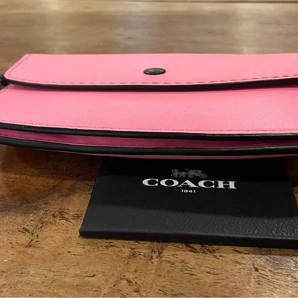 Coach 1941 Glovetanned Leather Bright Pink Clutch Wristlet with Paperwork - Picture 11 of 16